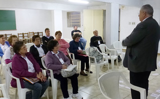 Encontro acontece na paróquia São Vicente de Paulo, em Passo Fundo.